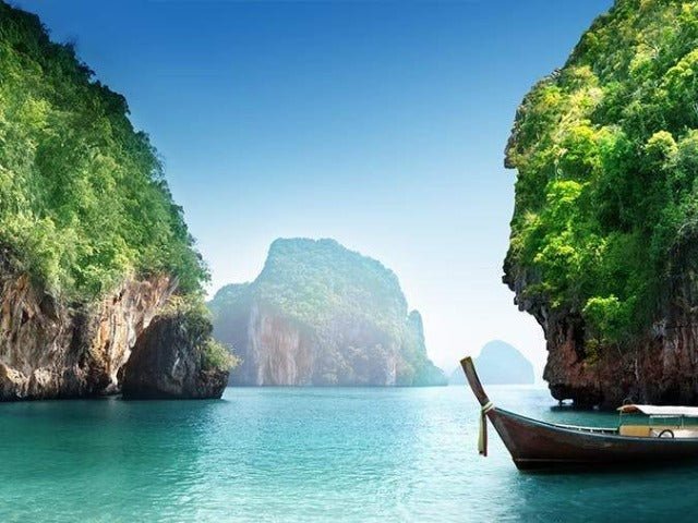 Krabi Thailand - Painting by numbers shop